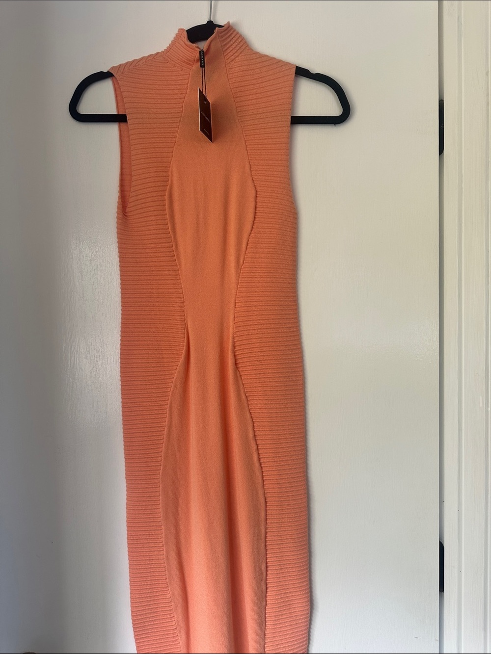 NWT JLUXLABEL Sleeveless Midi Dress in Coral Peach